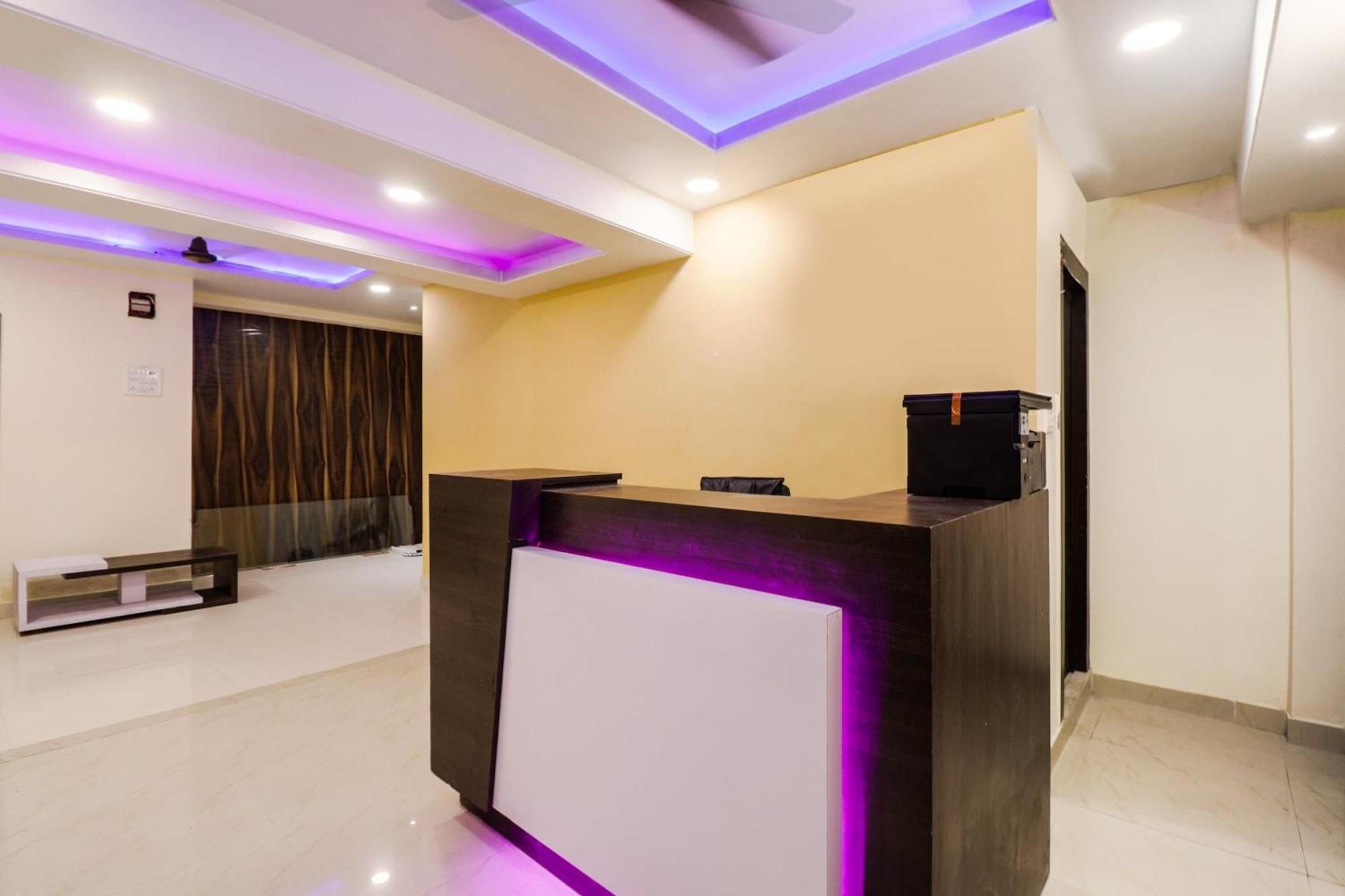 Hotel O Kuber Residency Near Birla Mandir Calcutta Extérieur photo