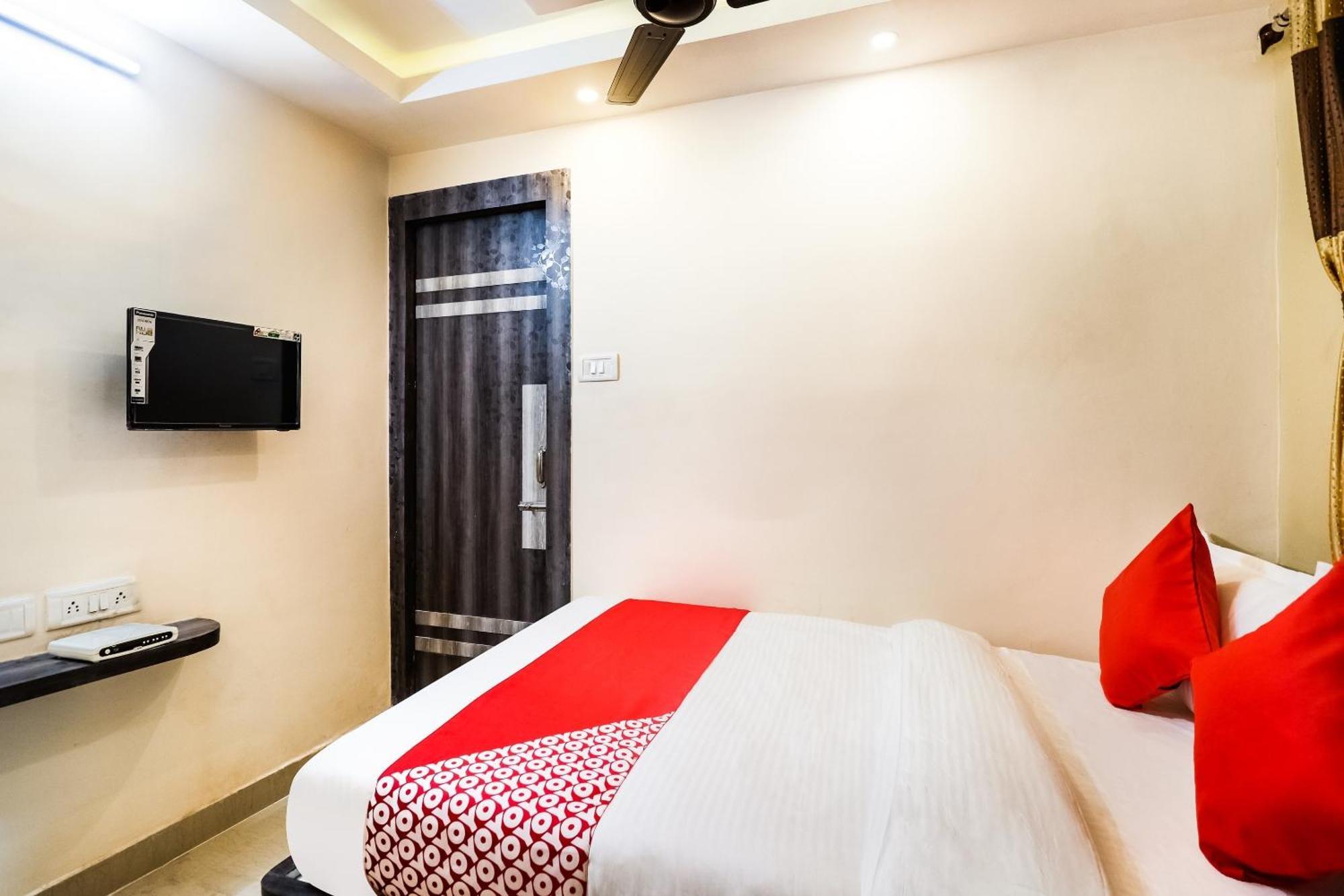 Hotel O Kuber Residency Near Birla Mandir Calcutta Extérieur photo